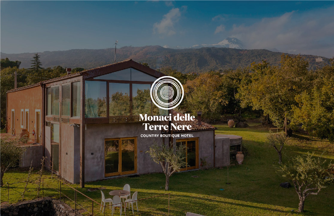 Logo Monaci delle Terre Nere